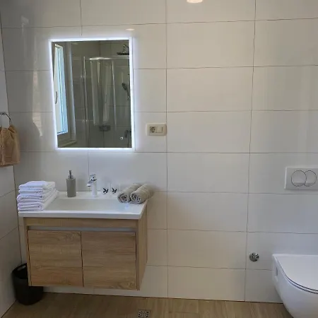 Apartman Borealis-Apartment With A Sea View *