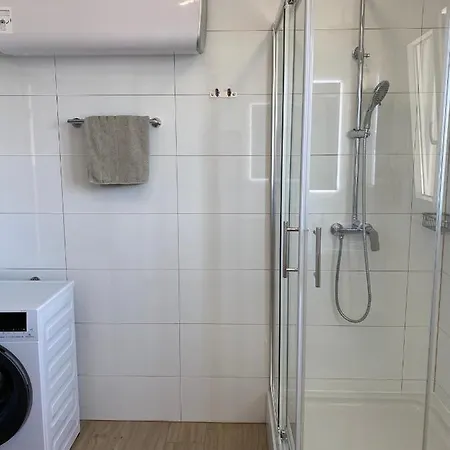 Borealis-Apartment With A Sea View Apartman Mimice