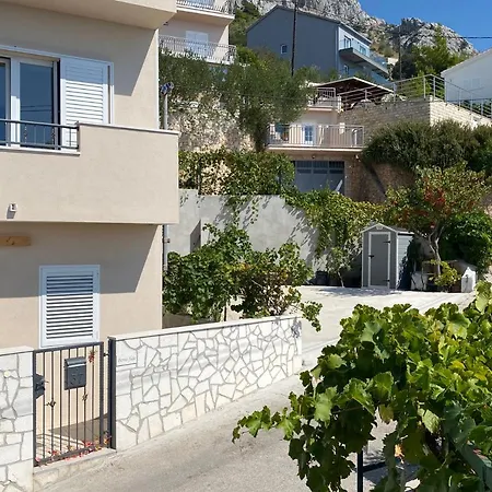 Apartman Borealis-Apartment With A Sea View *